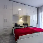 Grey Pécs