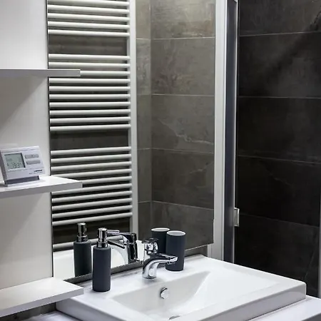 Grey Apartment *